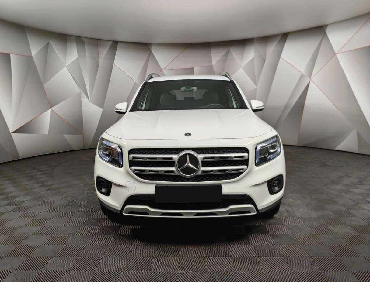 Mercedes-Benz GLB с пробегом — 2020 год. Фото: #6