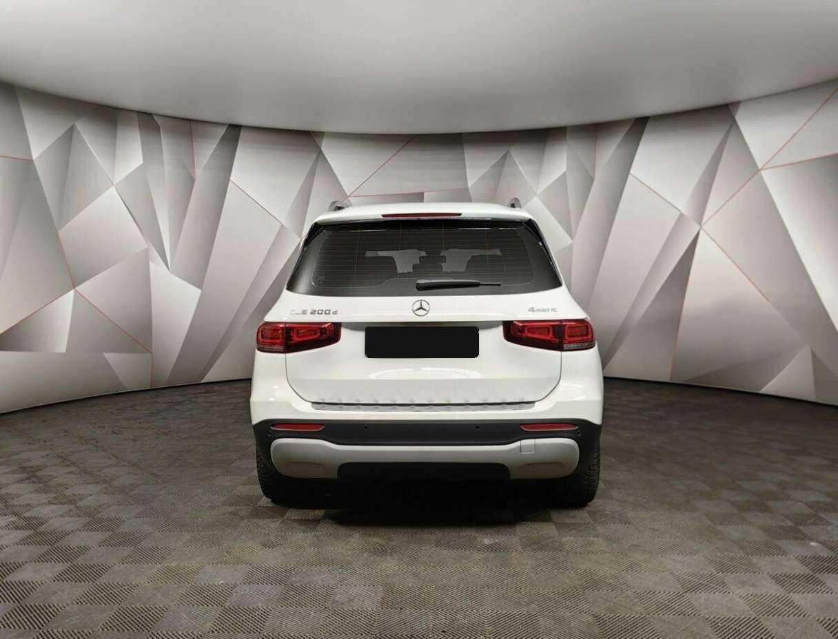 Mercedes-Benz GLB с пробегом — 2020 год. Фото: #7