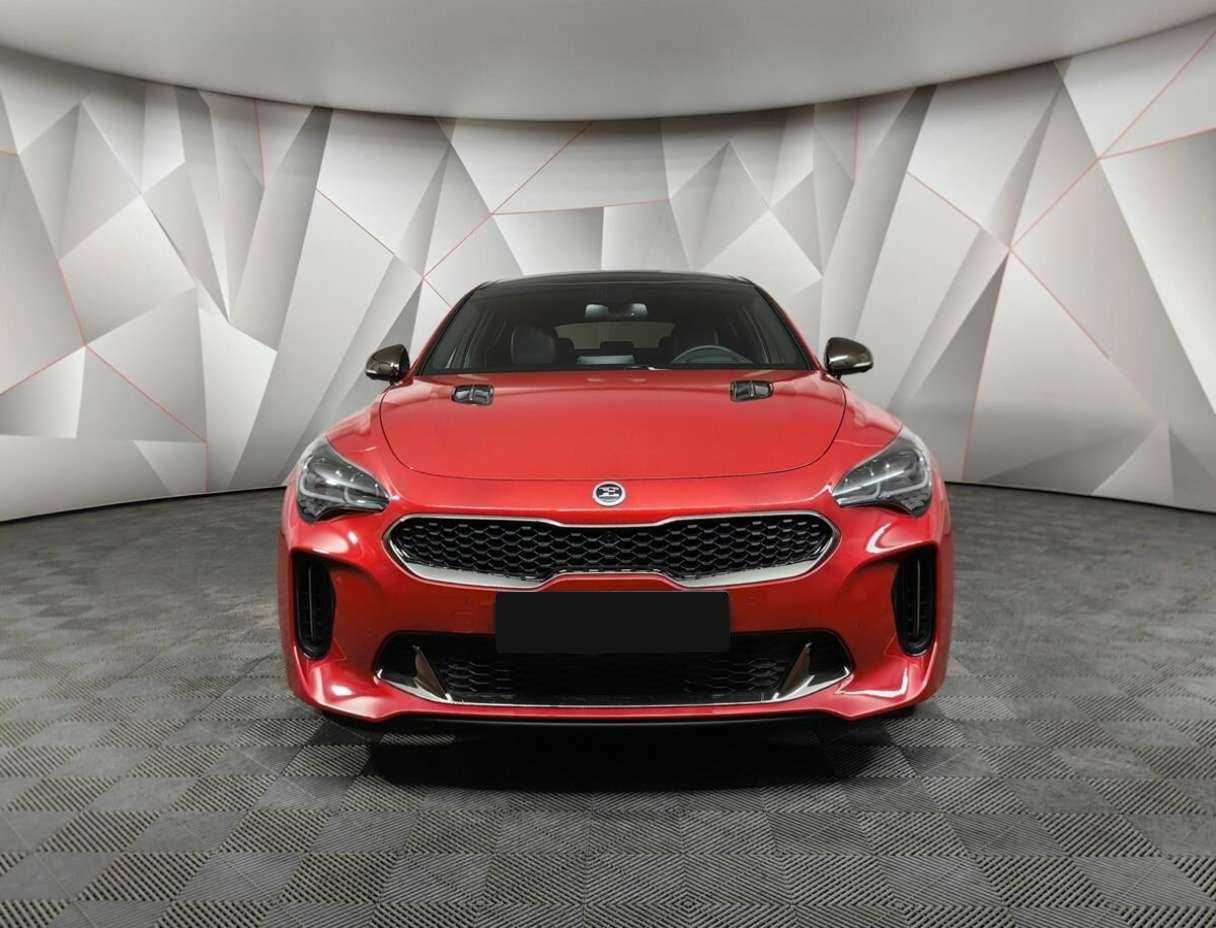 Kia Stinger с пробегом — 2019 год. Фото: #6