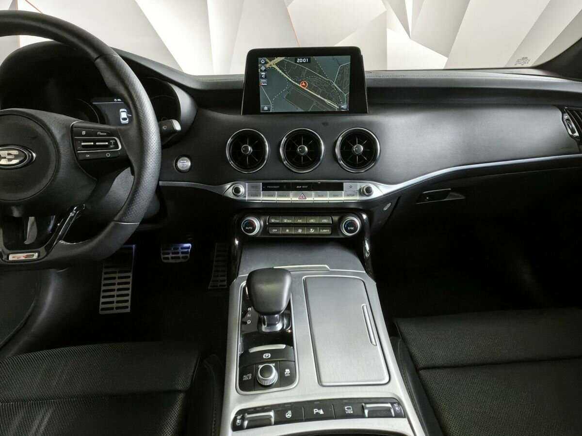 Kia Stinger с пробегом — 2019 год. Фото: #10