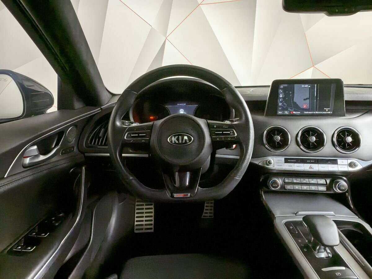 Kia Stinger с пробегом — 2019 год. Фото: #14