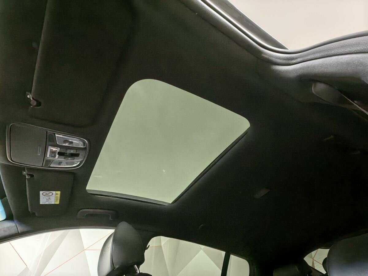 Kia Stinger с пробегом — 2019 год. Фото: #17