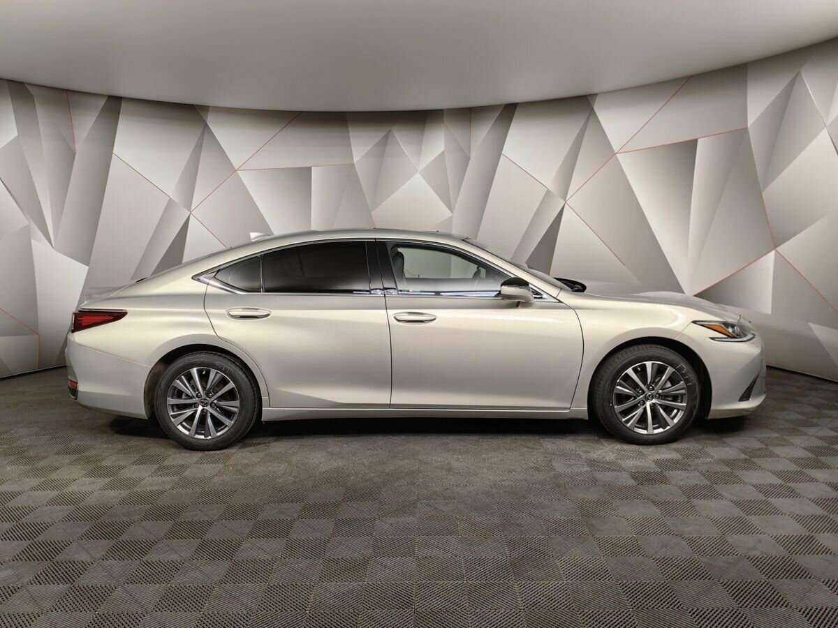Lexus ES с пробегом — 2020 год. Фото: #5