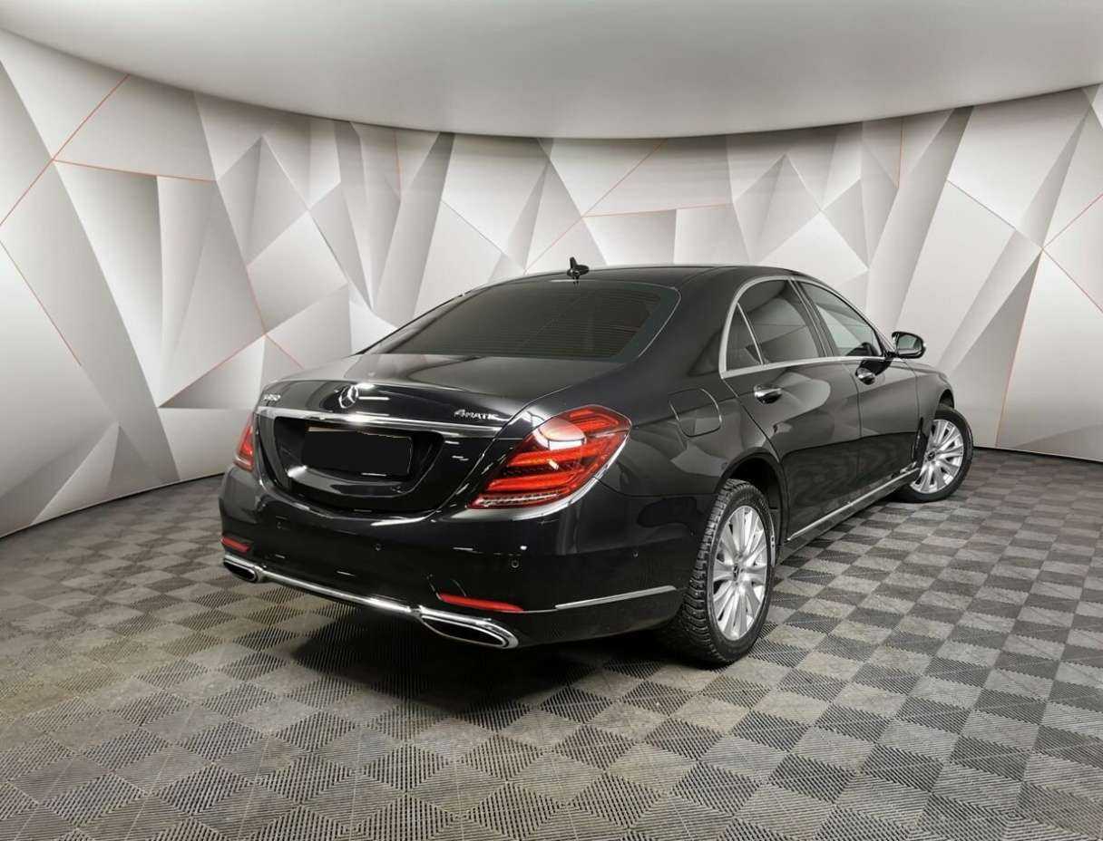 Mercedes-Benz S-Класс с пробегом — 2018 год. Фото: #1