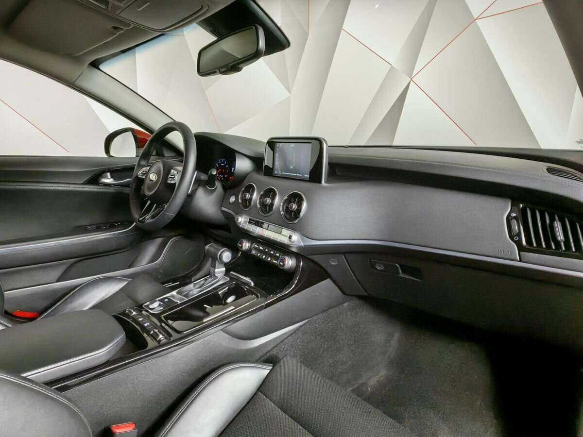 Kia Stinger с пробегом — 2020 год. Фото: #8