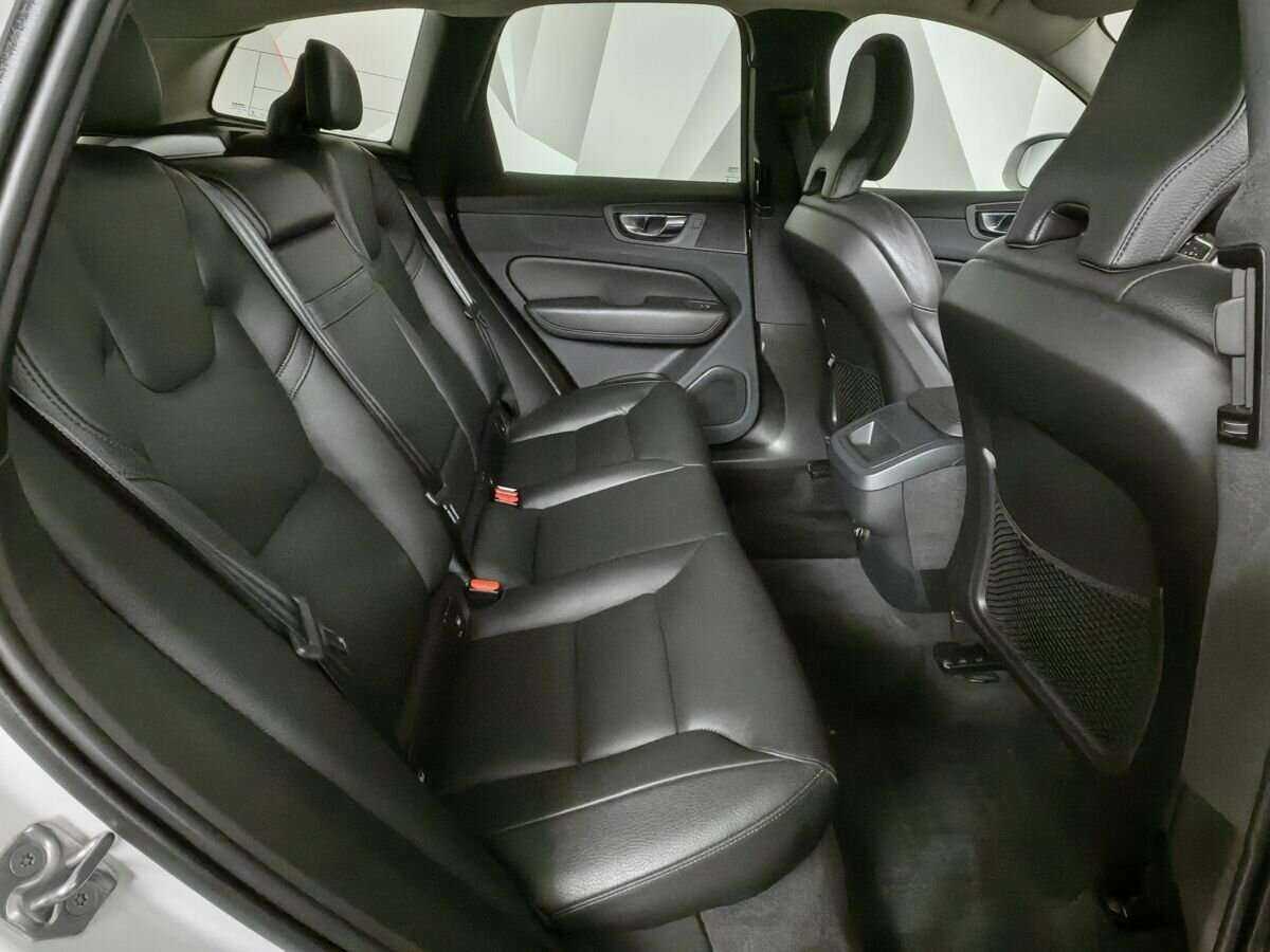 Volvo XC60 с пробегом — 2019 год. Фото: #11