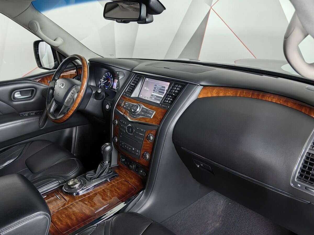 Infiniti QX80 с пробегом — 2017 год. Фото: #8