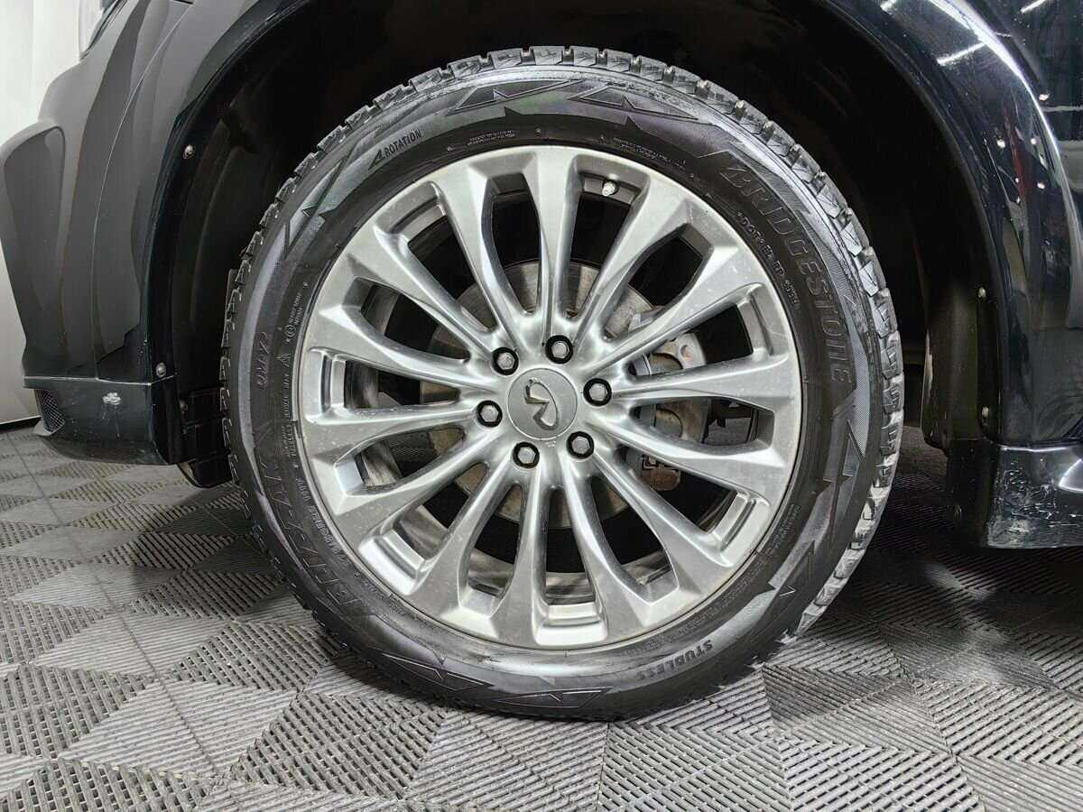 Infiniti QX80 с пробегом — 2017 год. Фото: #14