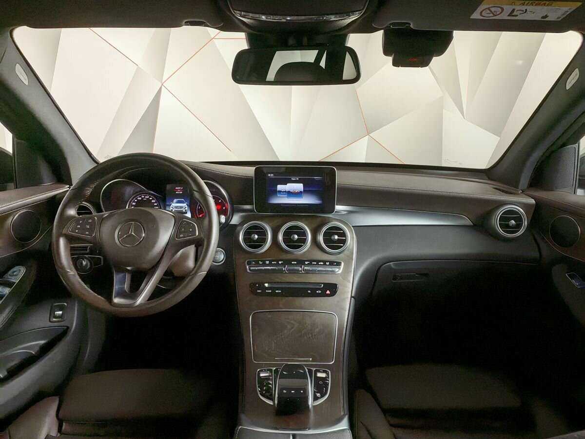 Mercedes-Benz GLC с пробегом — 2017 год. Фото: #9