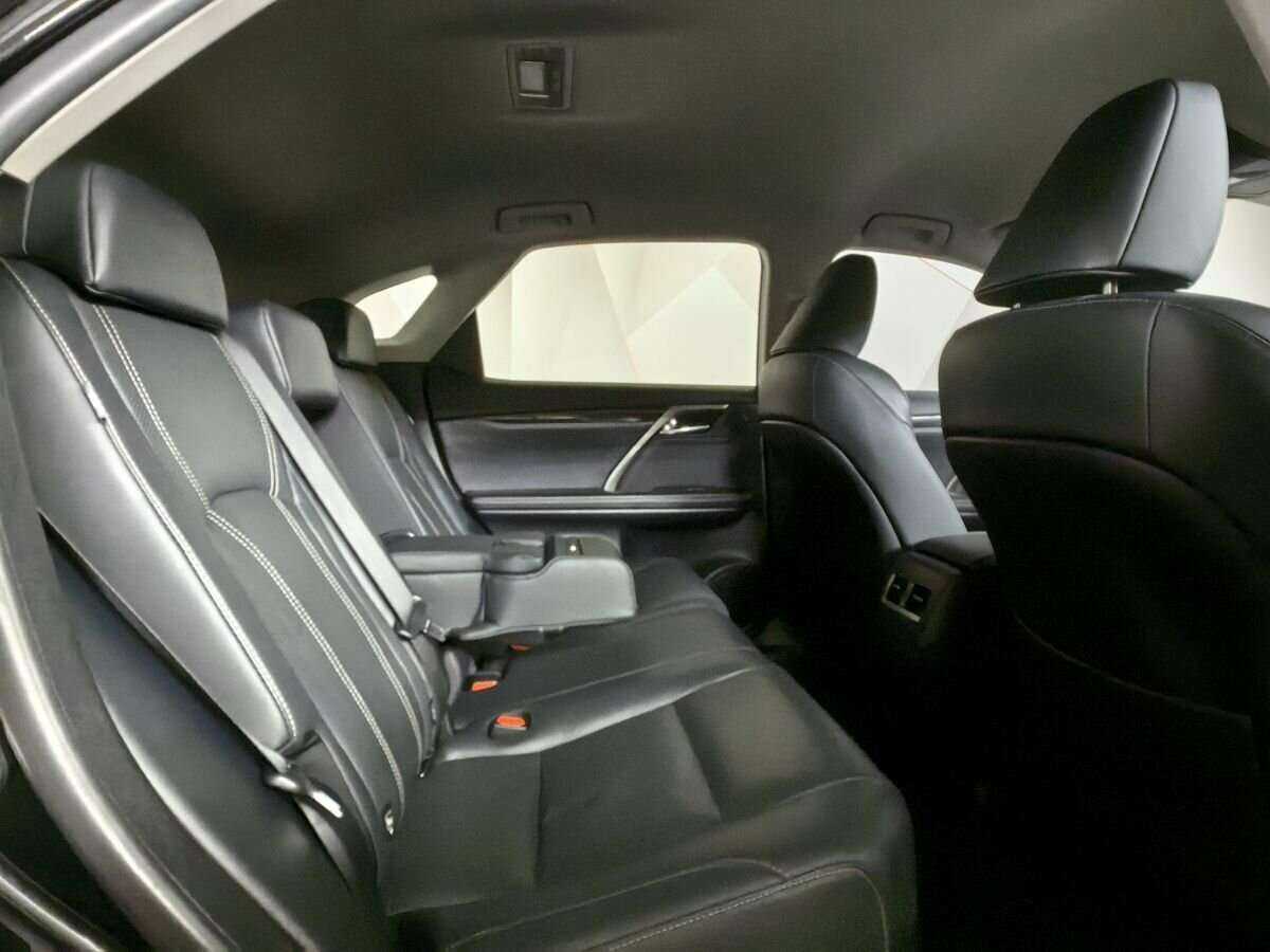 Lexus RX с пробегом — 2018 год. Фото: #11