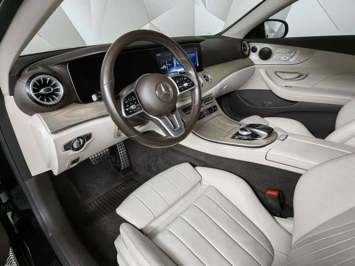 Mercedes-Benz E-Класс с пробегом — 2018 год. Фото: #12