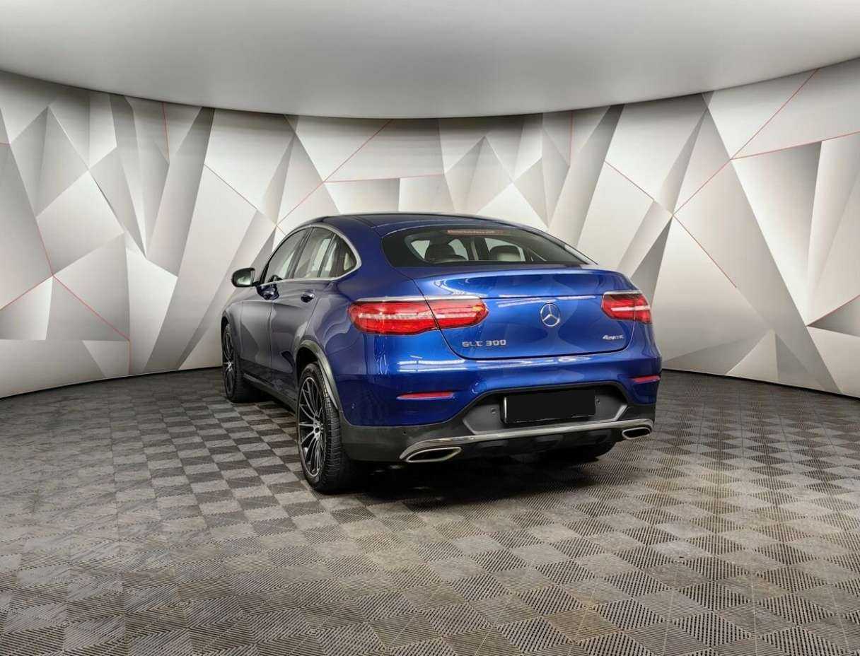 Mercedes-Benz GLC Coupe с пробегом — 2018 год. Фото: #3