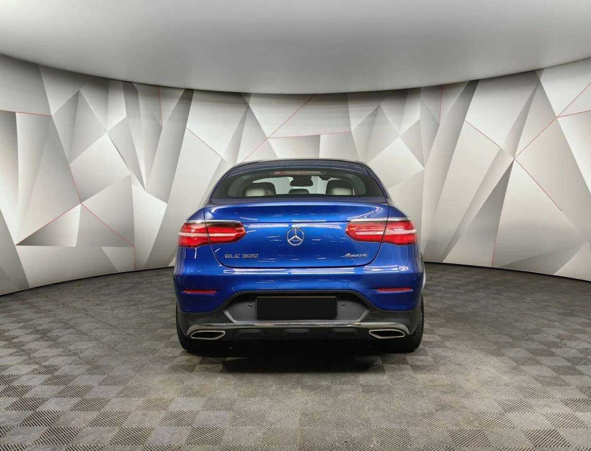 Mercedes-Benz GLC Coupe с пробегом — 2018 год. Фото: #7