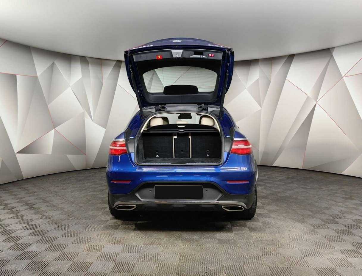 Mercedes-Benz GLC Coupe с пробегом — 2018 год. Фото: #17