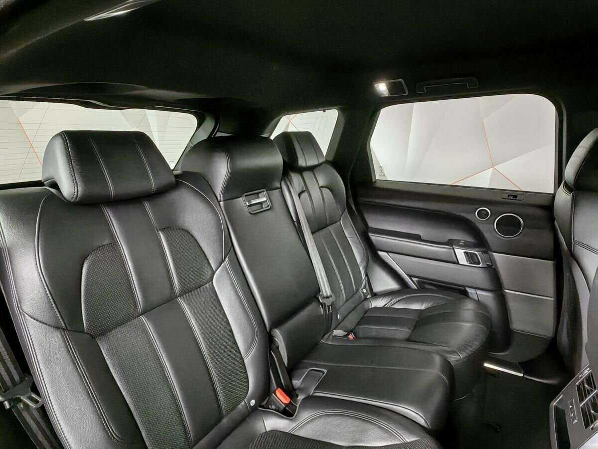 Land Rover Range Rover Sport с пробегом — 2016 год. Фото: #11