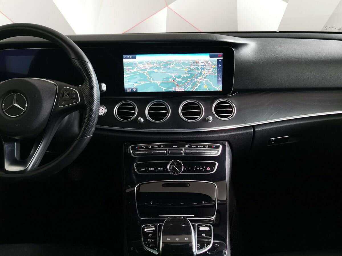 Mercedes-Benz E-Класс с пробегом — 2017 год. Фото: #10