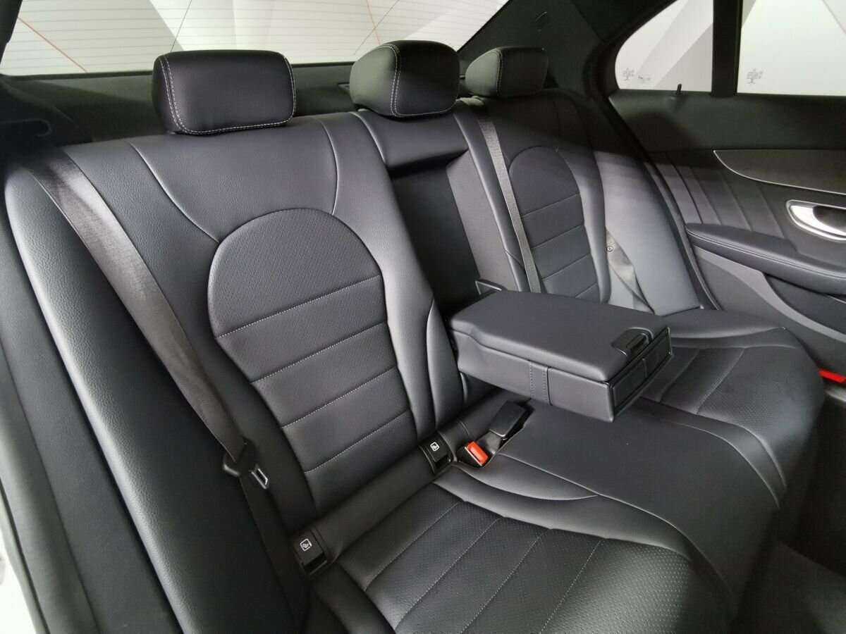 Mercedes-Benz C-Класс с пробегом — 2019 год. Фото: #12