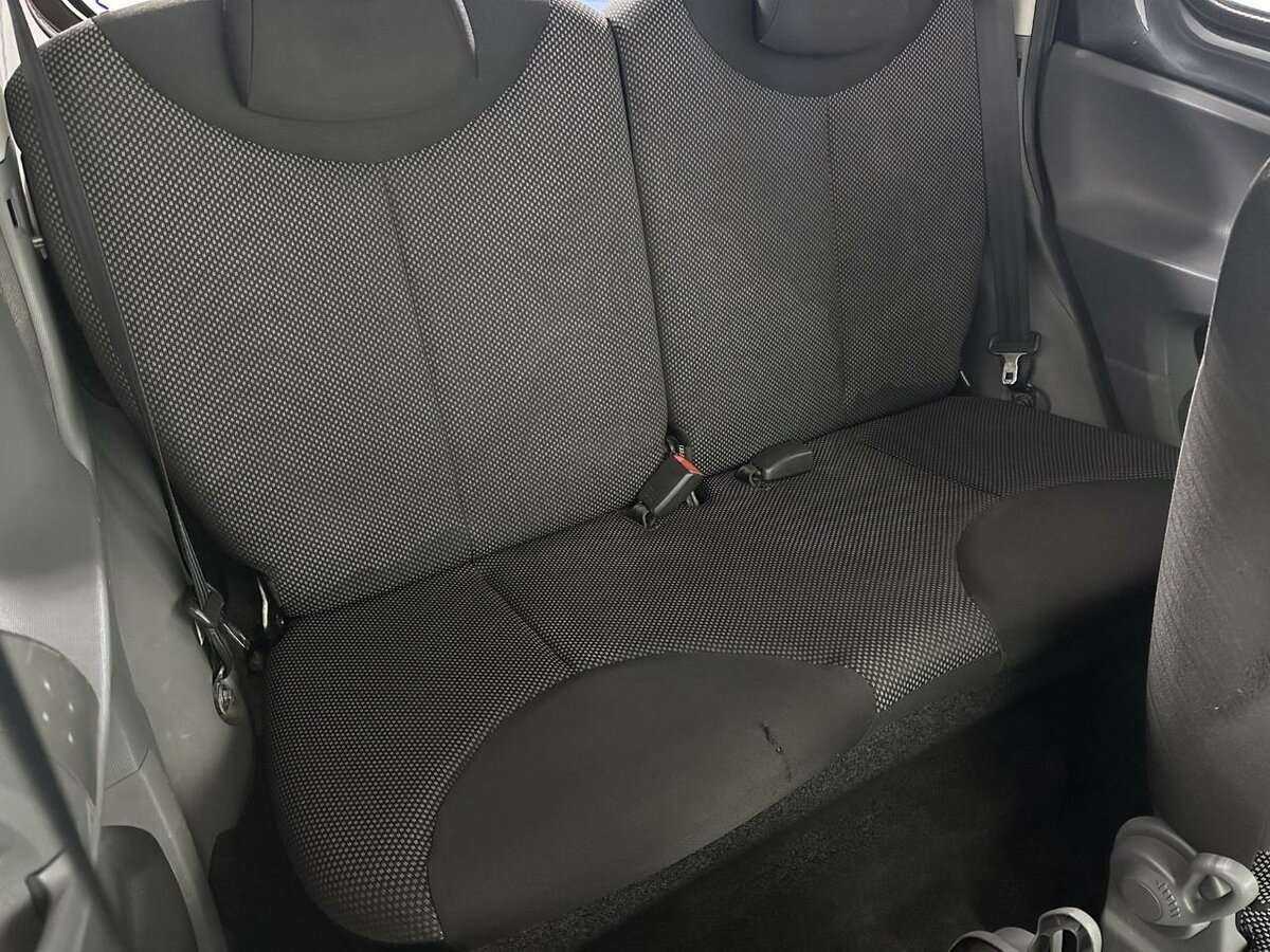 Toyota Aygo с пробегом — 2008 год. Фото: #14
