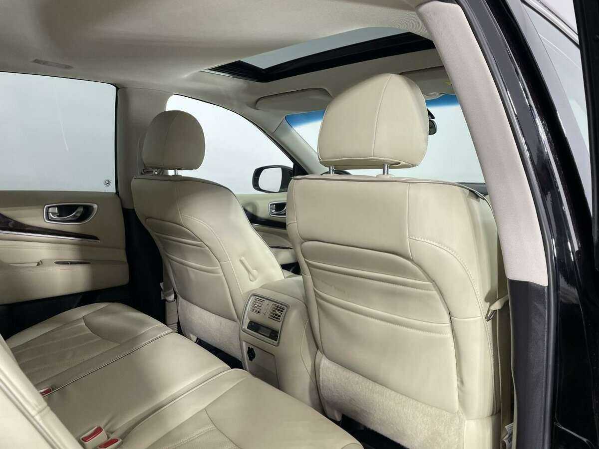 Infiniti QX60 с пробегом — 2019 год. Фото: #16