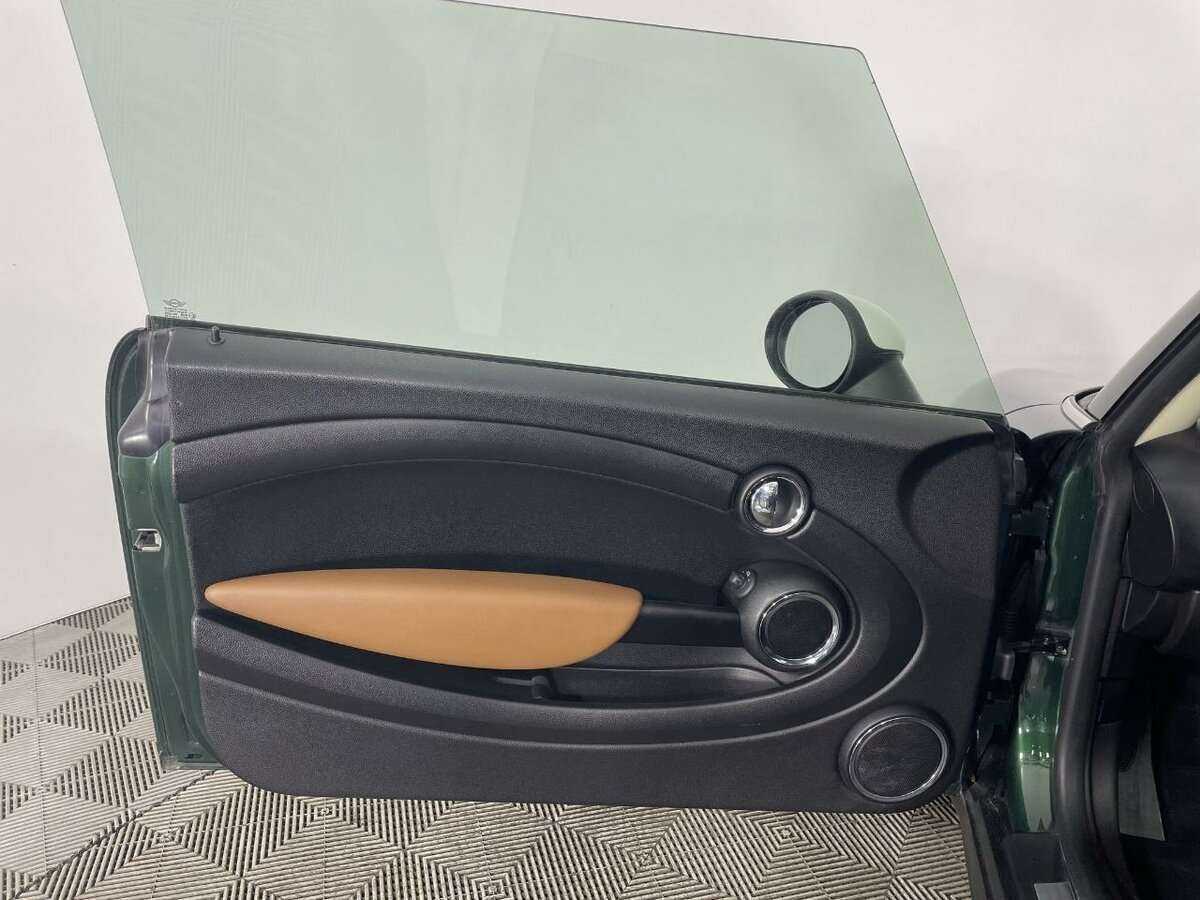 Mini Hatch с пробегом — 2012 год. Фото: #7