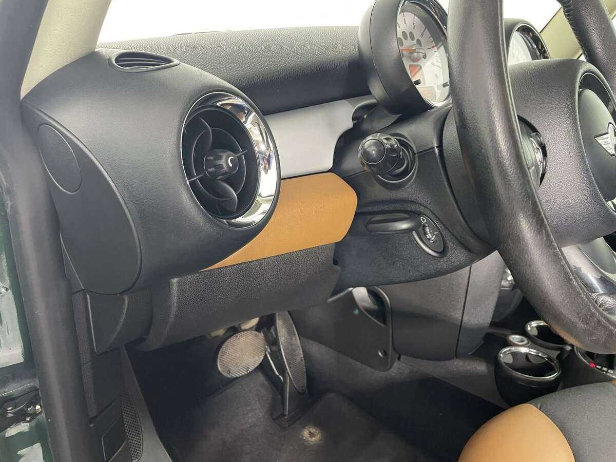 Mini Hatch с пробегом — 2012 год. Фото: #8