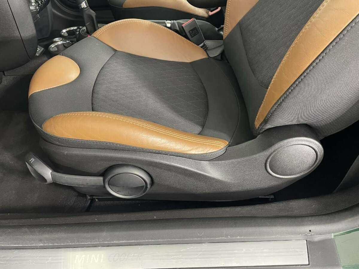 Mini Hatch с пробегом — 2012 год. Фото: #9