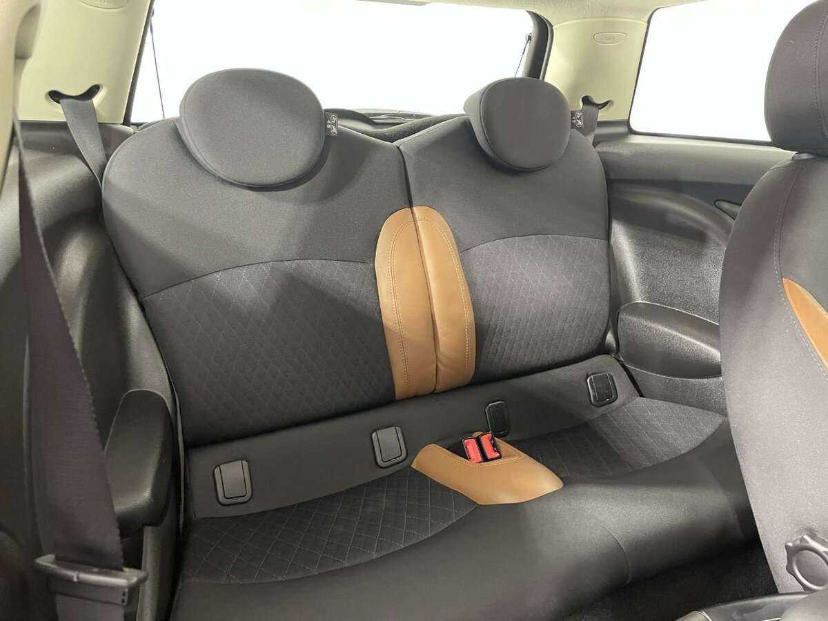 Mini Hatch с пробегом — 2012 год. Фото: #14