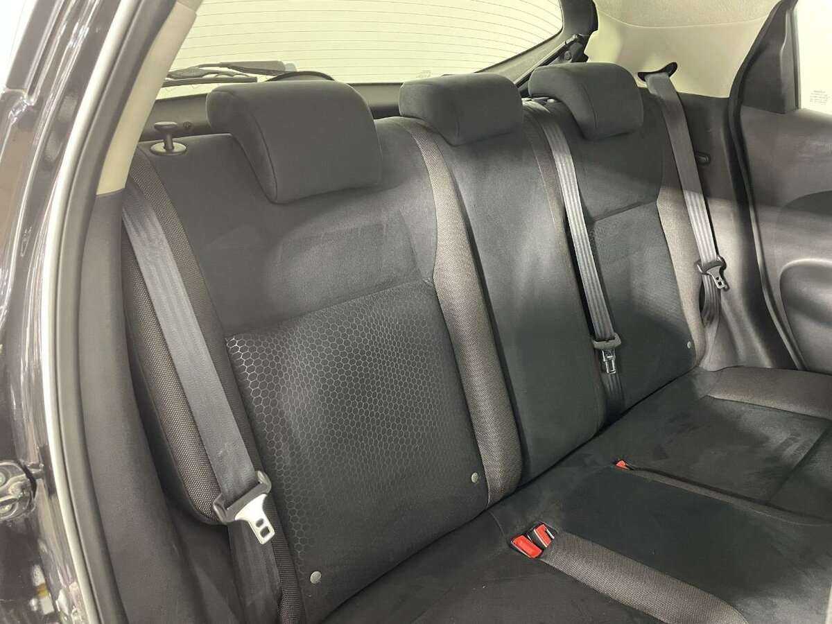 Nissan Juke с пробегом — 2011 год. Фото: #14