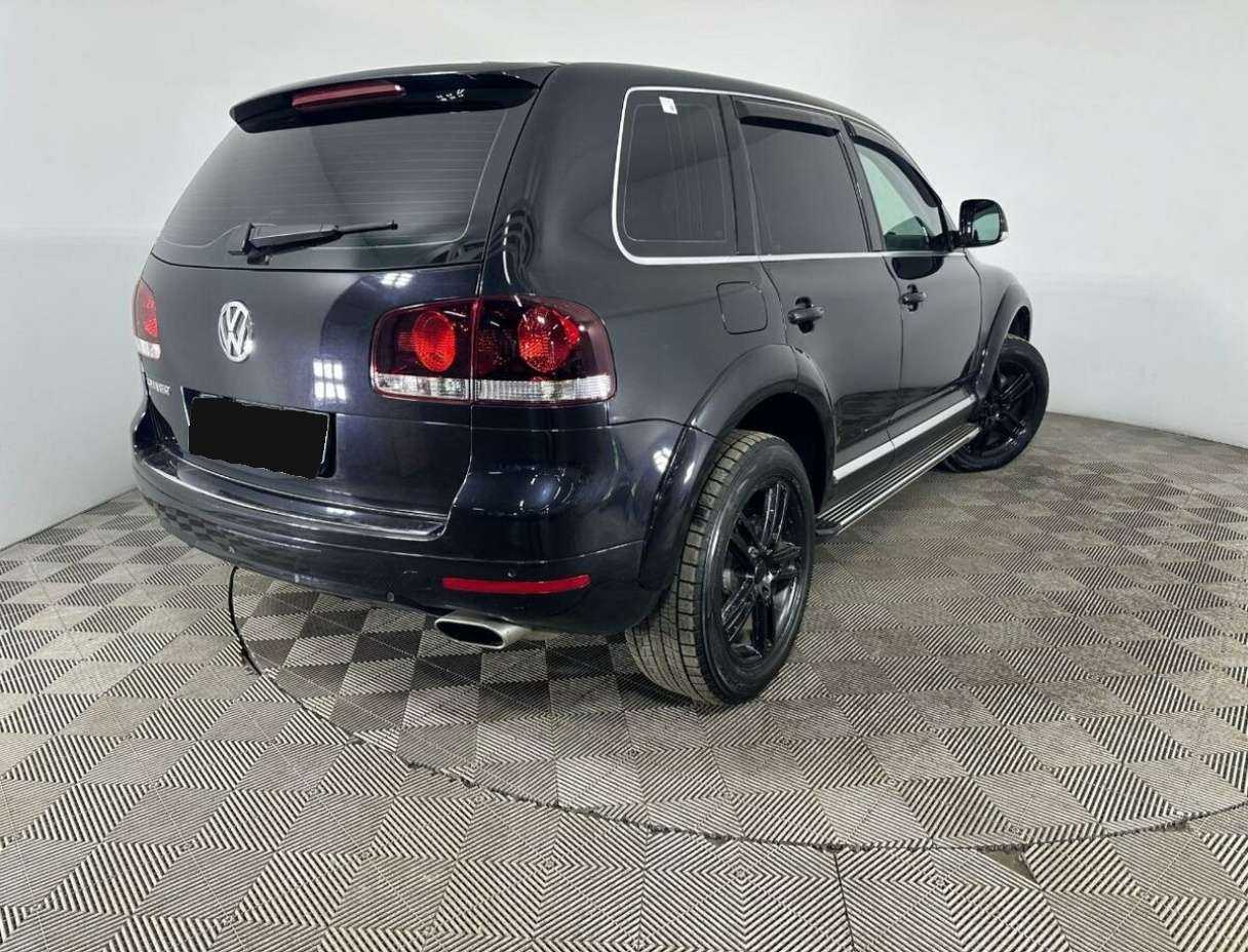 Volkswagen Touareg с пробегом — 2008 год. Фото: #4