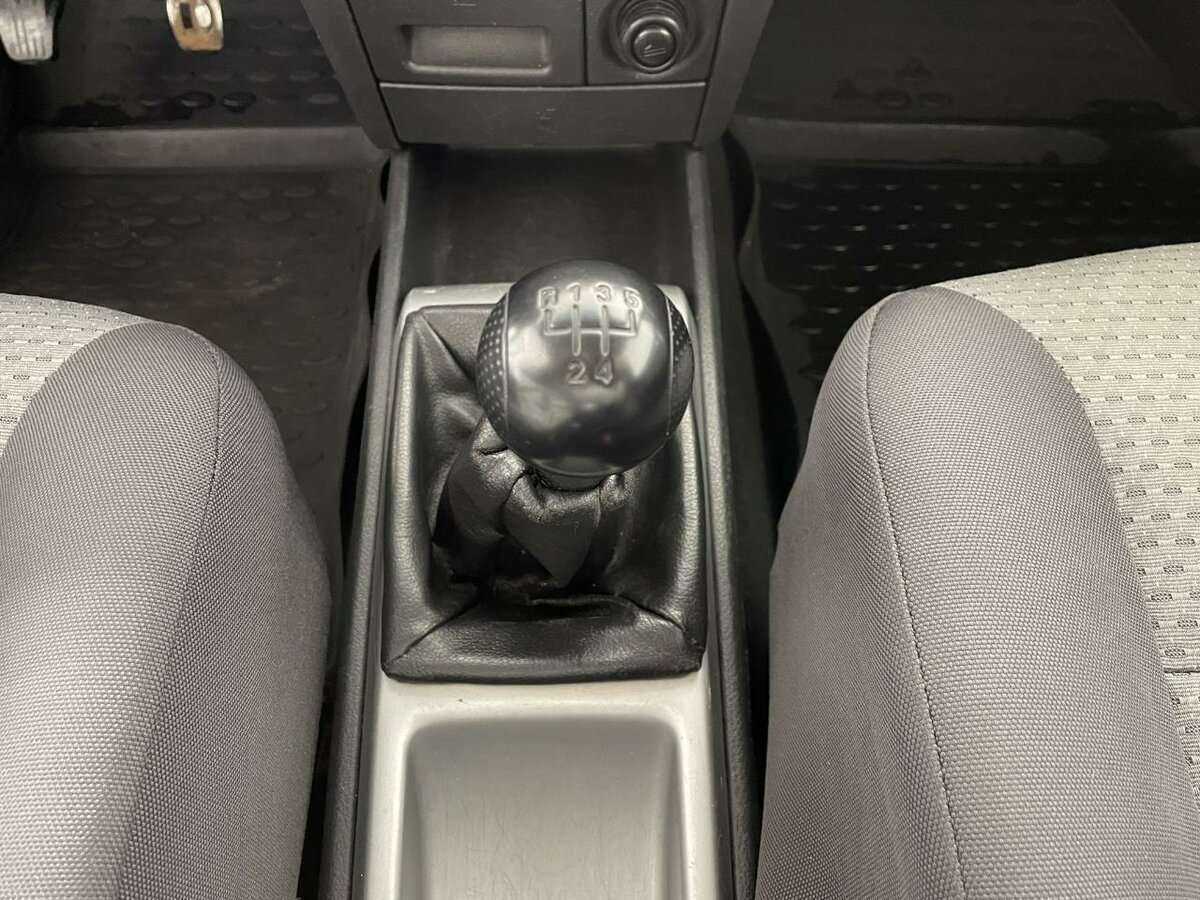 Chevrolet Aveo с пробегом — 2009 год. Фото: #11