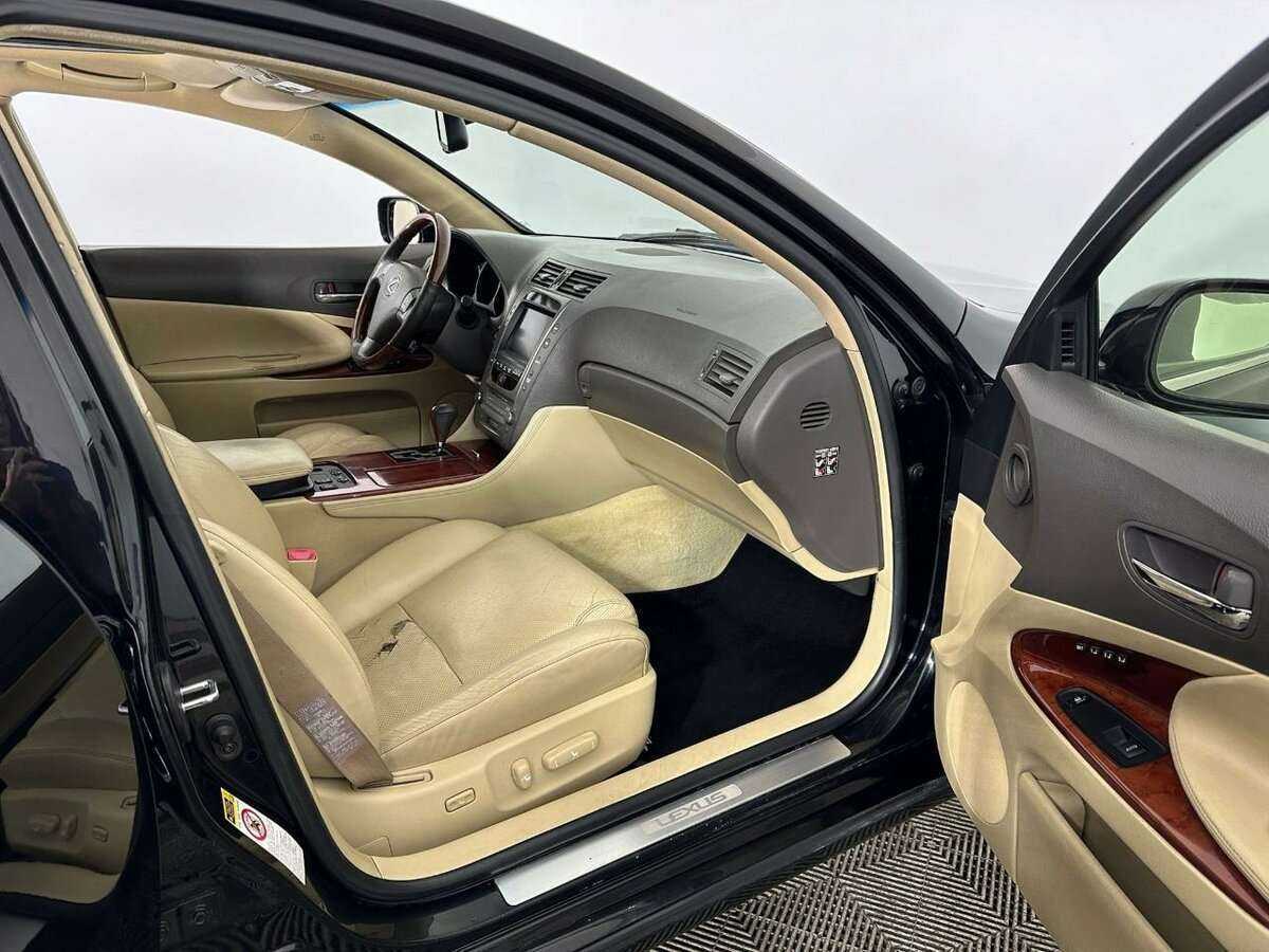 Lexus GS с пробегом — 2005 год. Фото: #13