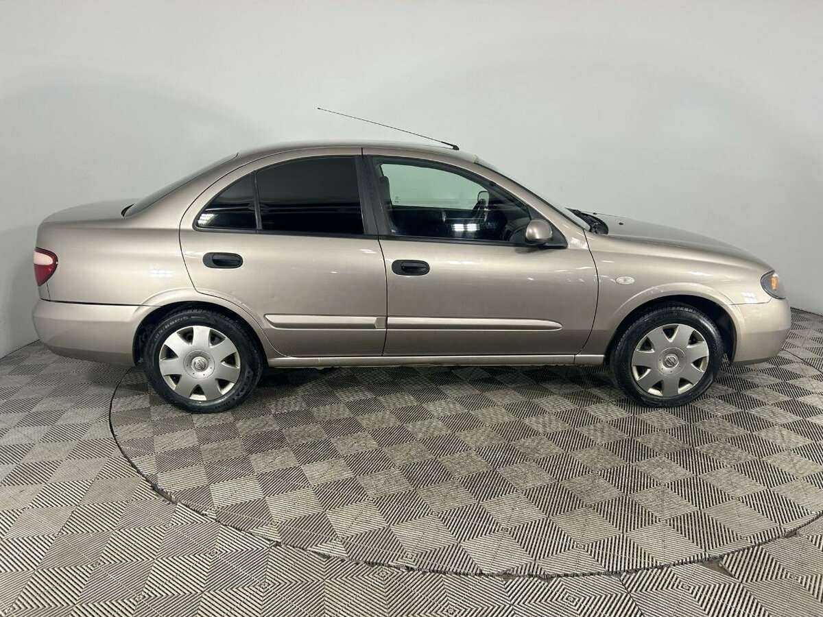 Nissan Almera с пробегом — 2005 год. Фото: #3