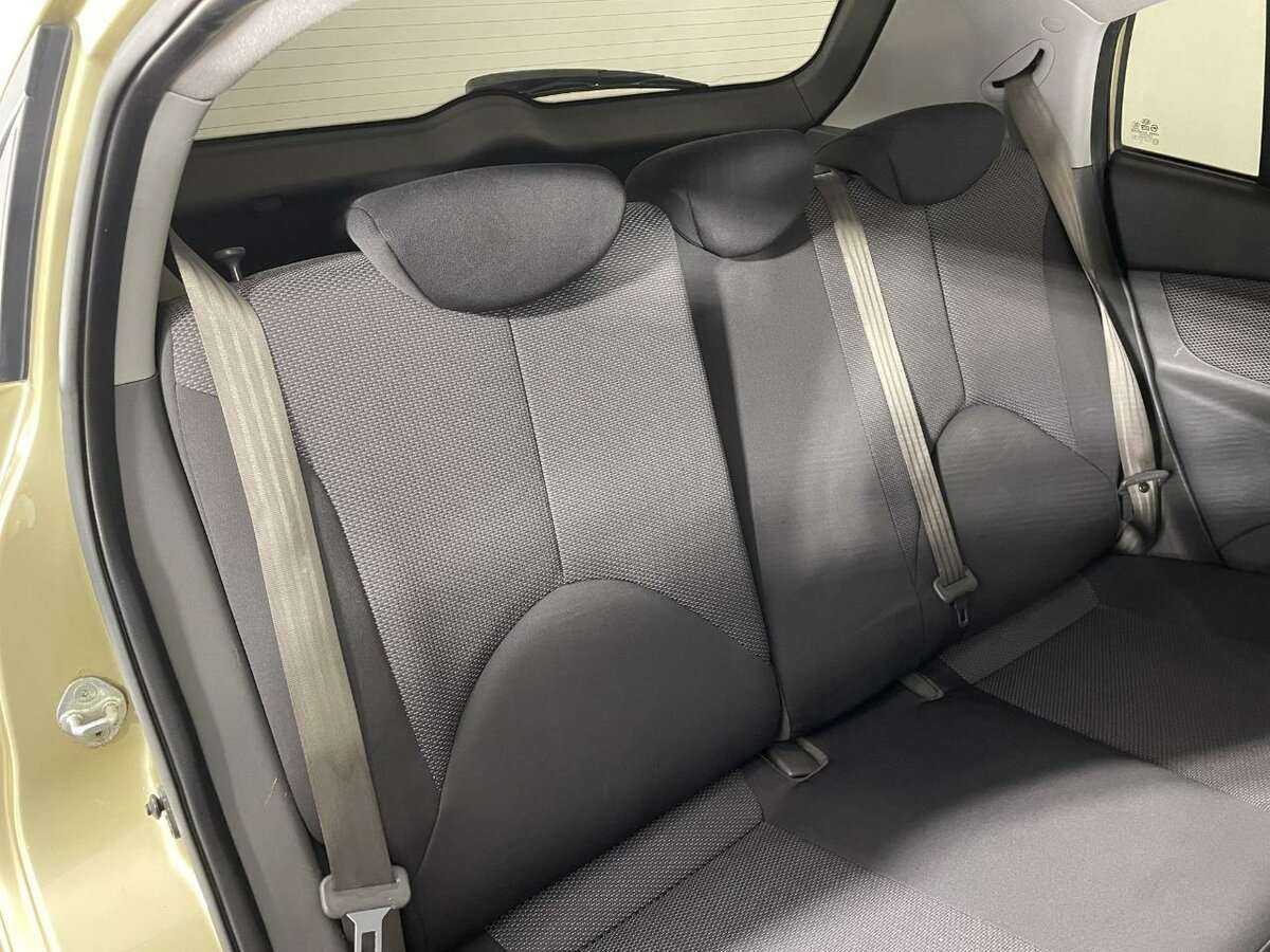 Kia Rio с пробегом — 2010 год. Фото: #14