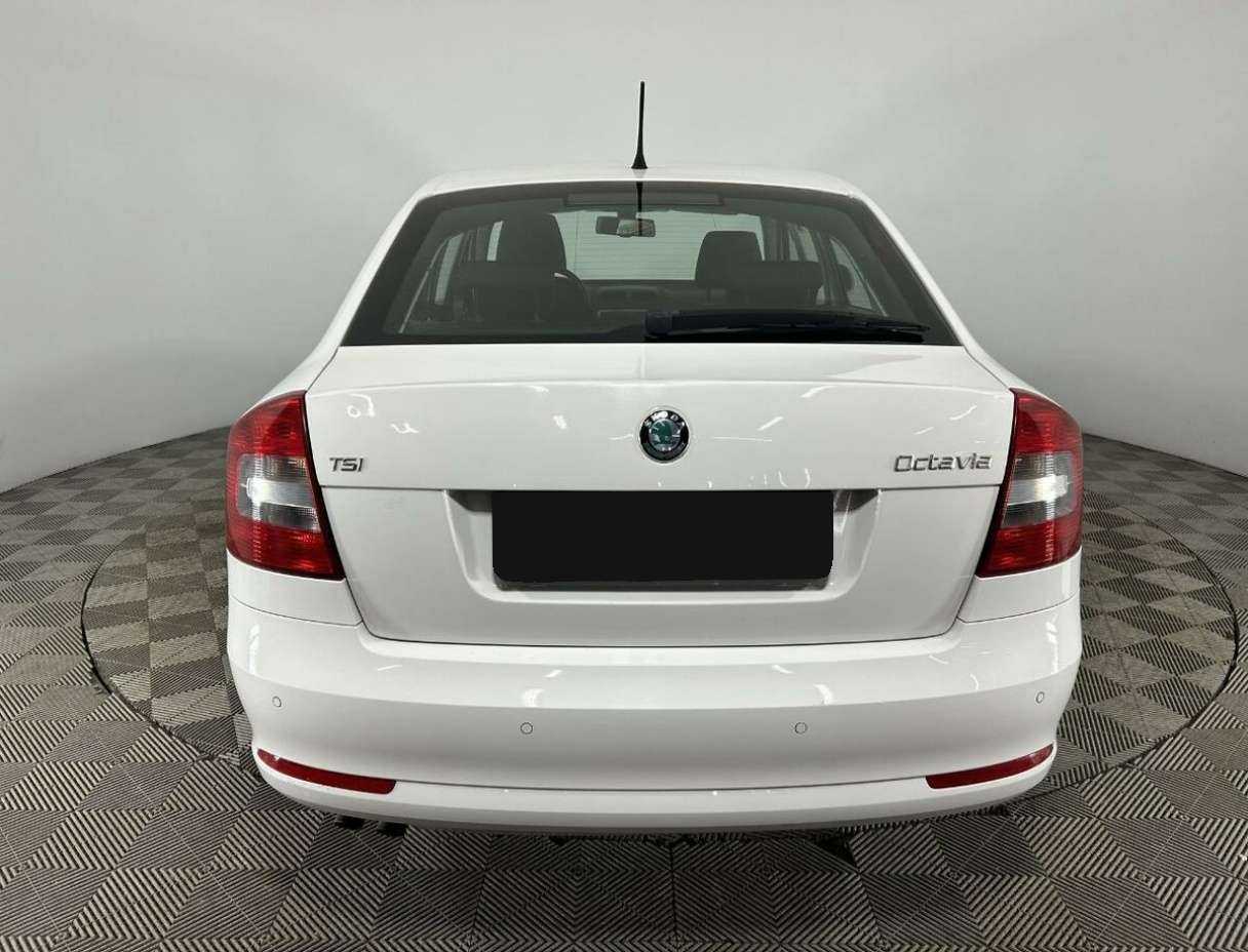 Skoda Octavia с пробегом — 2011 год. Фото: #2