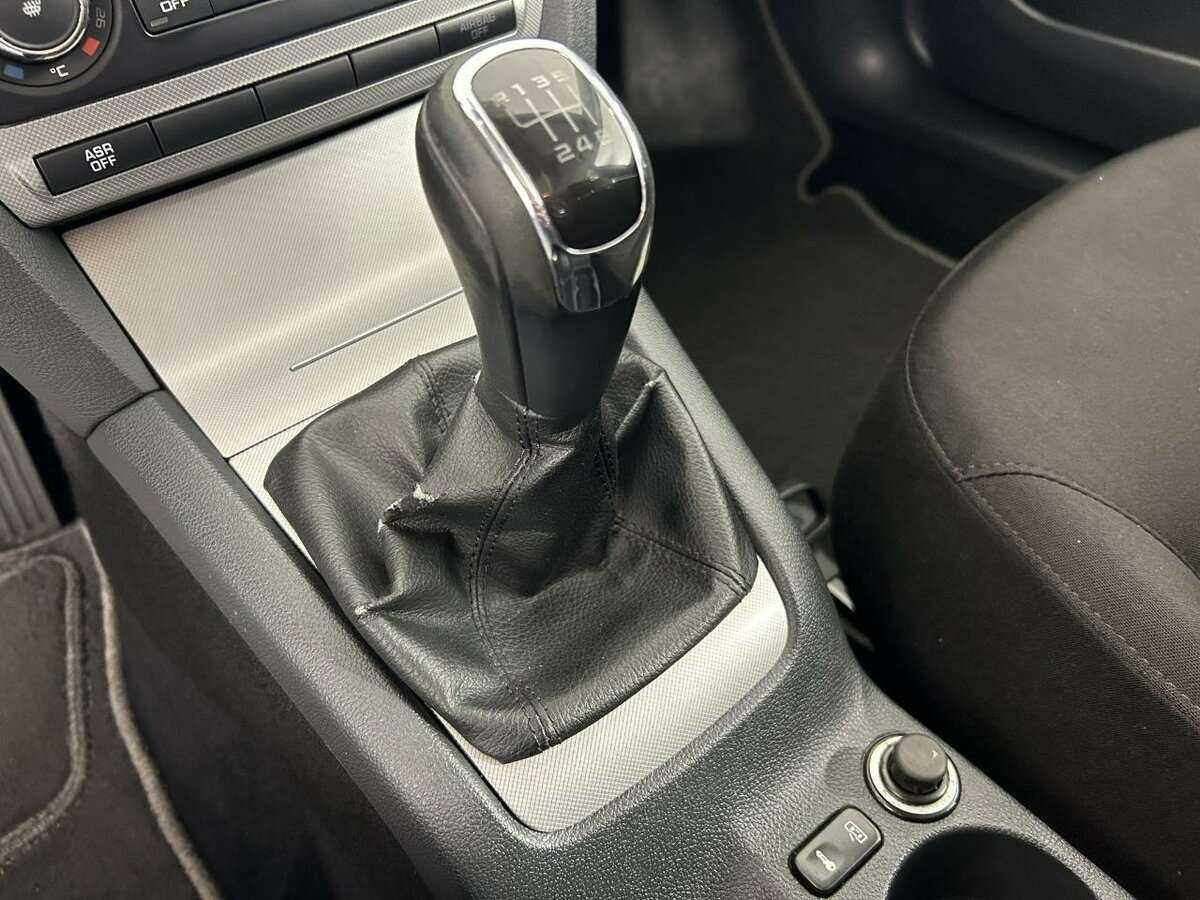 Skoda Octavia с пробегом — 2011 год. Фото: #11