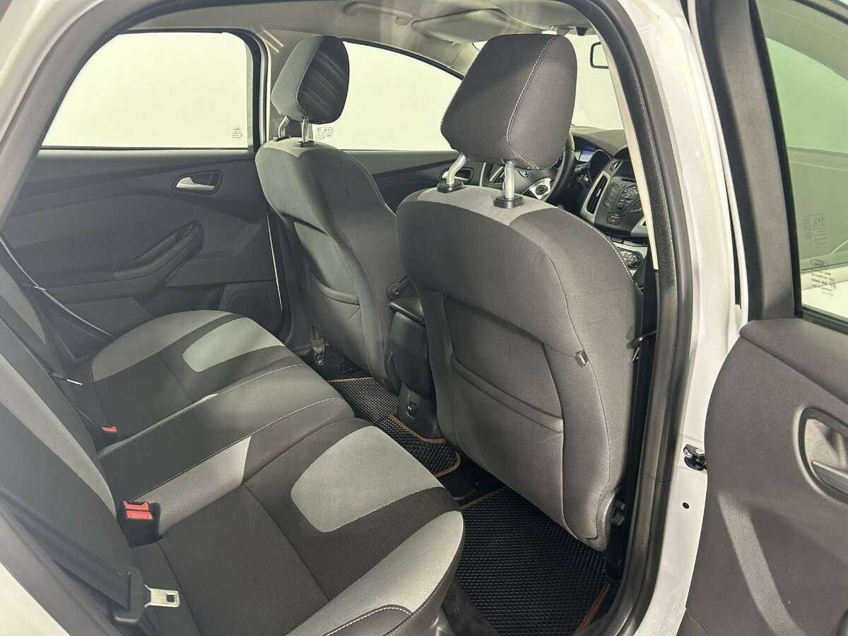 Ford Focus с пробегом — 2013 год. Фото: #15
