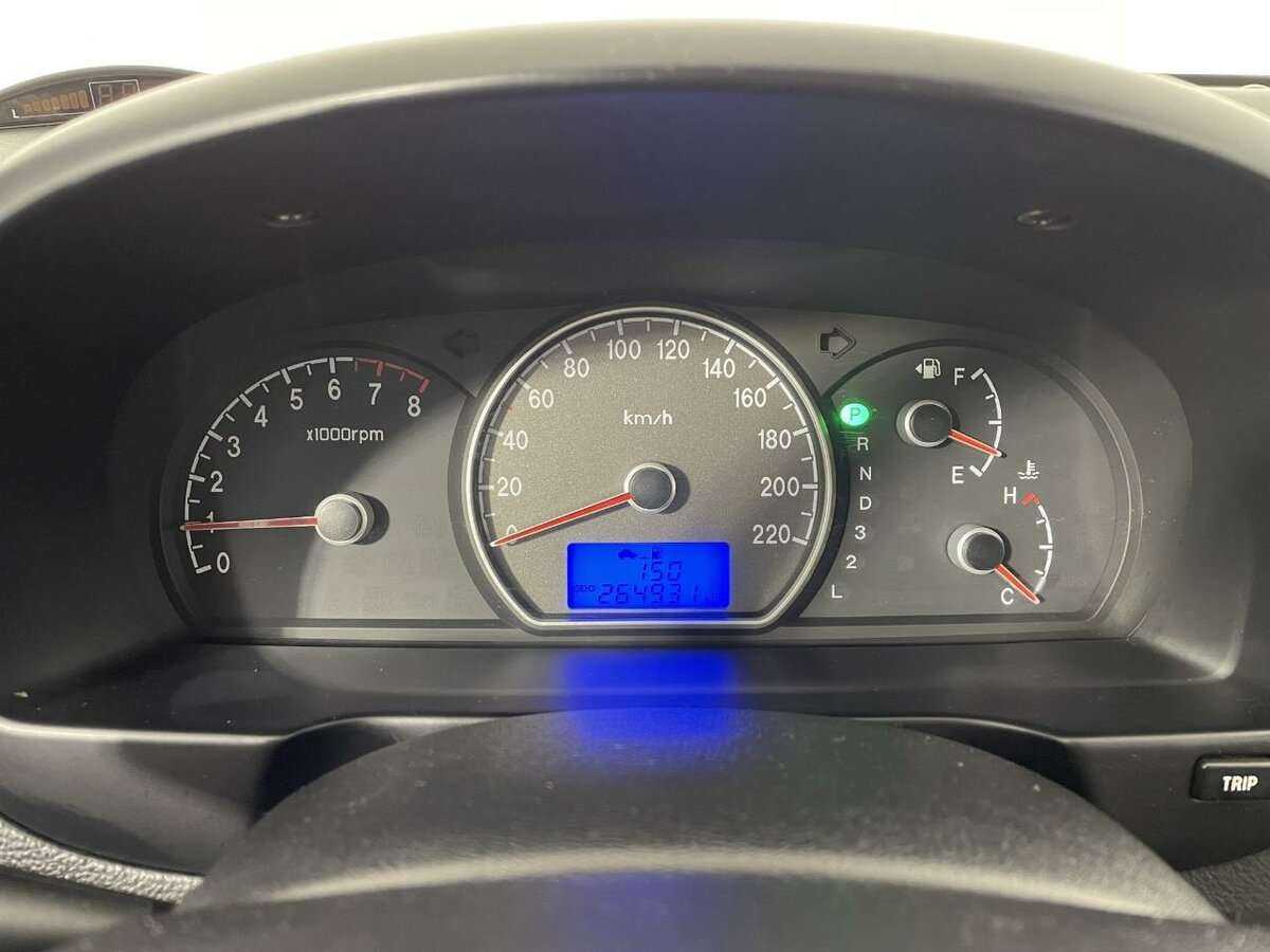 Hyundai Elantra с пробегом — 2007 год. Фото: #10