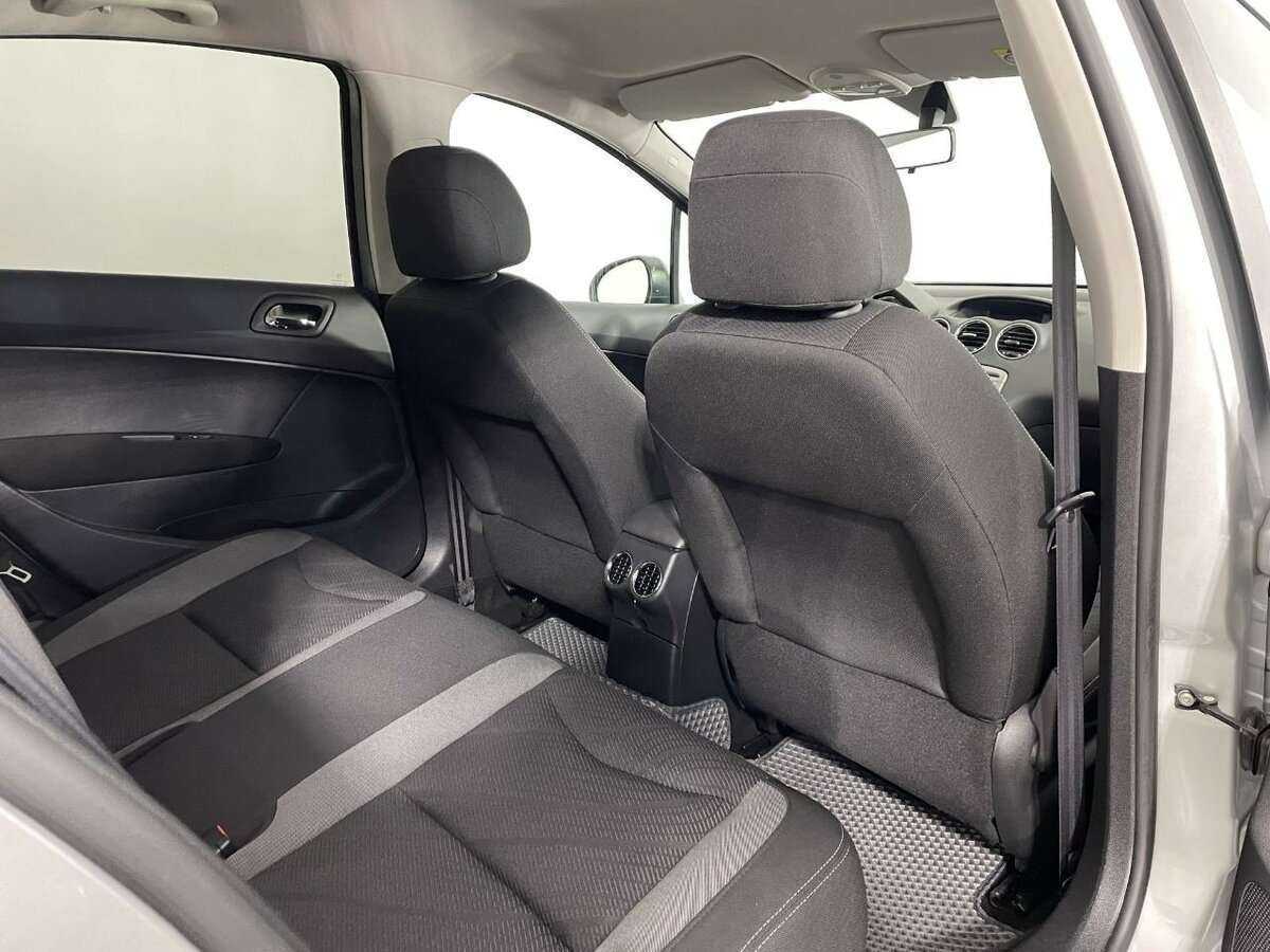 Peugeot 408 с пробегом — 2016 год. Фото: #16