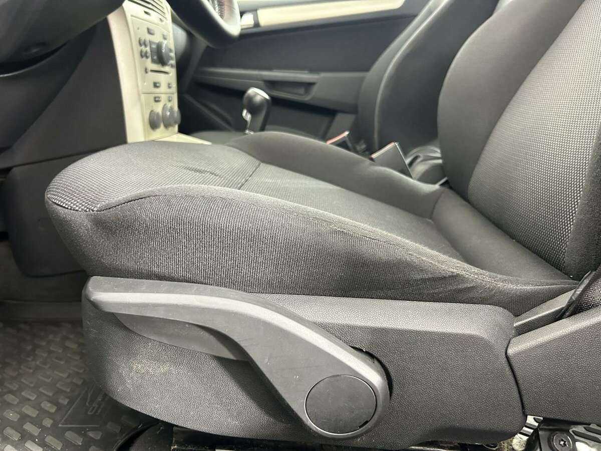 Opel Astra с пробегом — 2008 год. Фото: #8