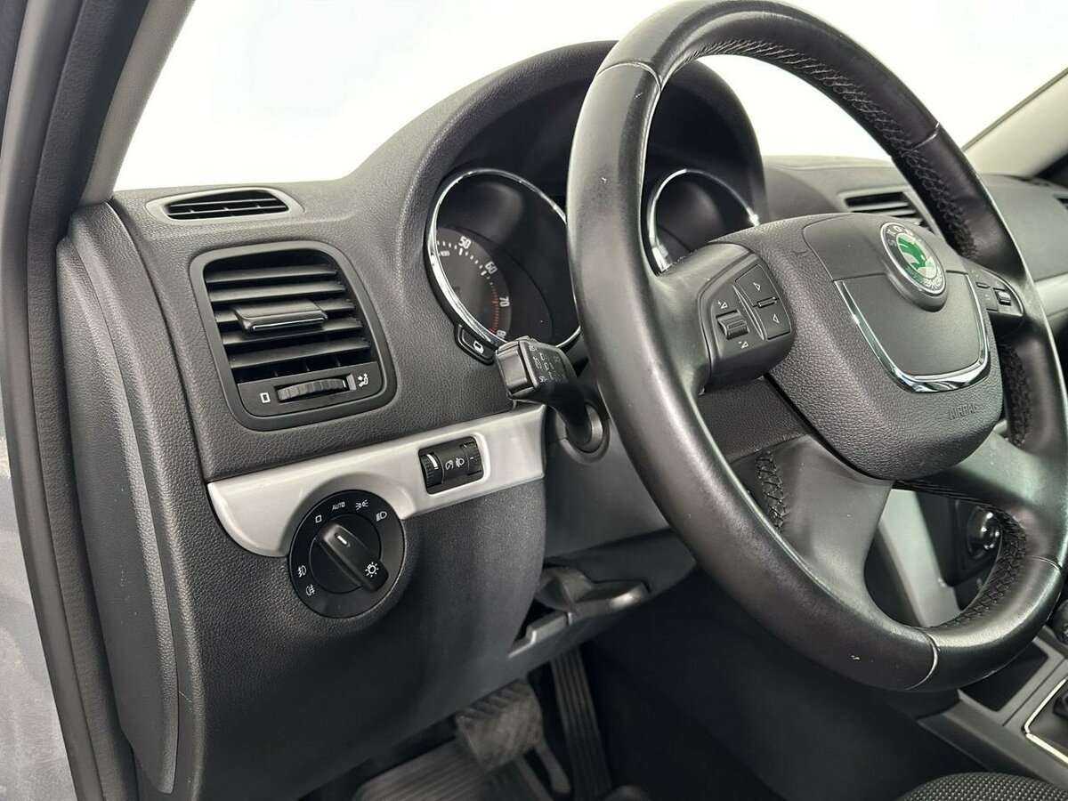 Skoda Yeti с пробегом — 2012 год. Фото: #8