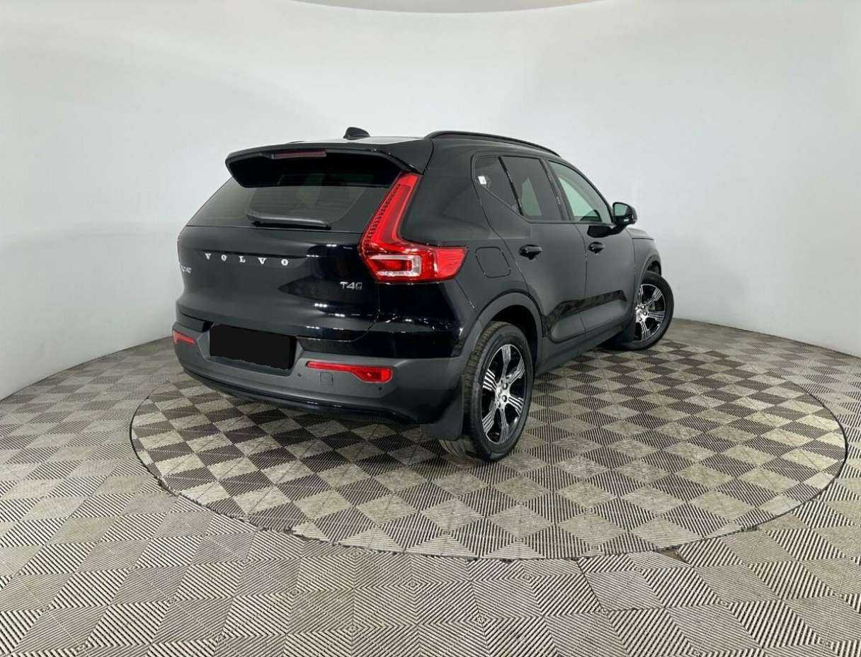 Volvo XC40 с пробегом — 2018 год. Фото: #5