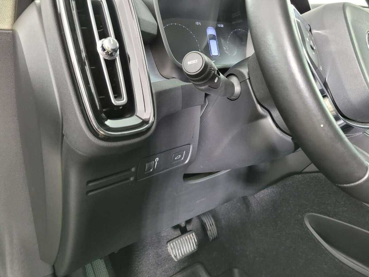 Volvo XC40 с пробегом — 2018 год. Фото: #8