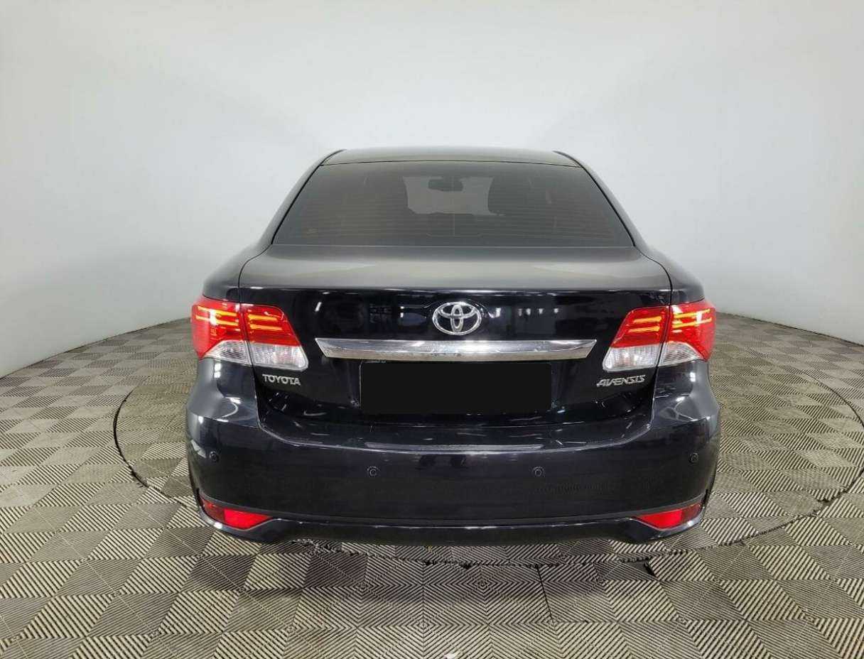 Toyota Avensis с пробегом — 2012 год. Фото: #2
