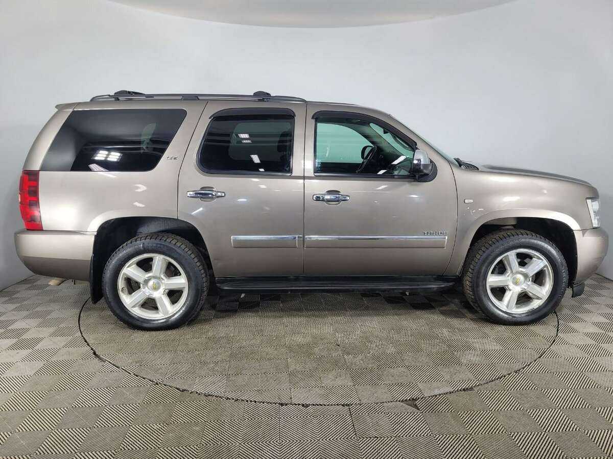 Chevrolet Tahoe с пробегом — 2013 год. Фото: #3