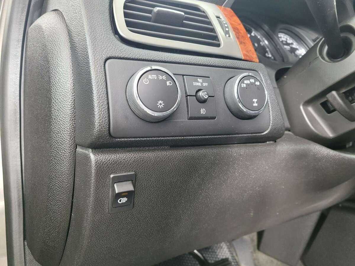 Chevrolet Tahoe с пробегом — 2013 год. Фото: #7