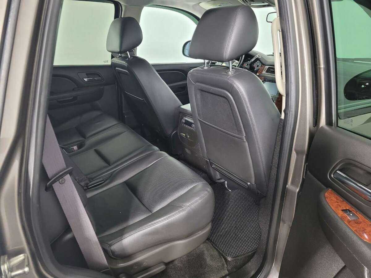 Chevrolet Tahoe с пробегом — 2013 год. Фото: #15