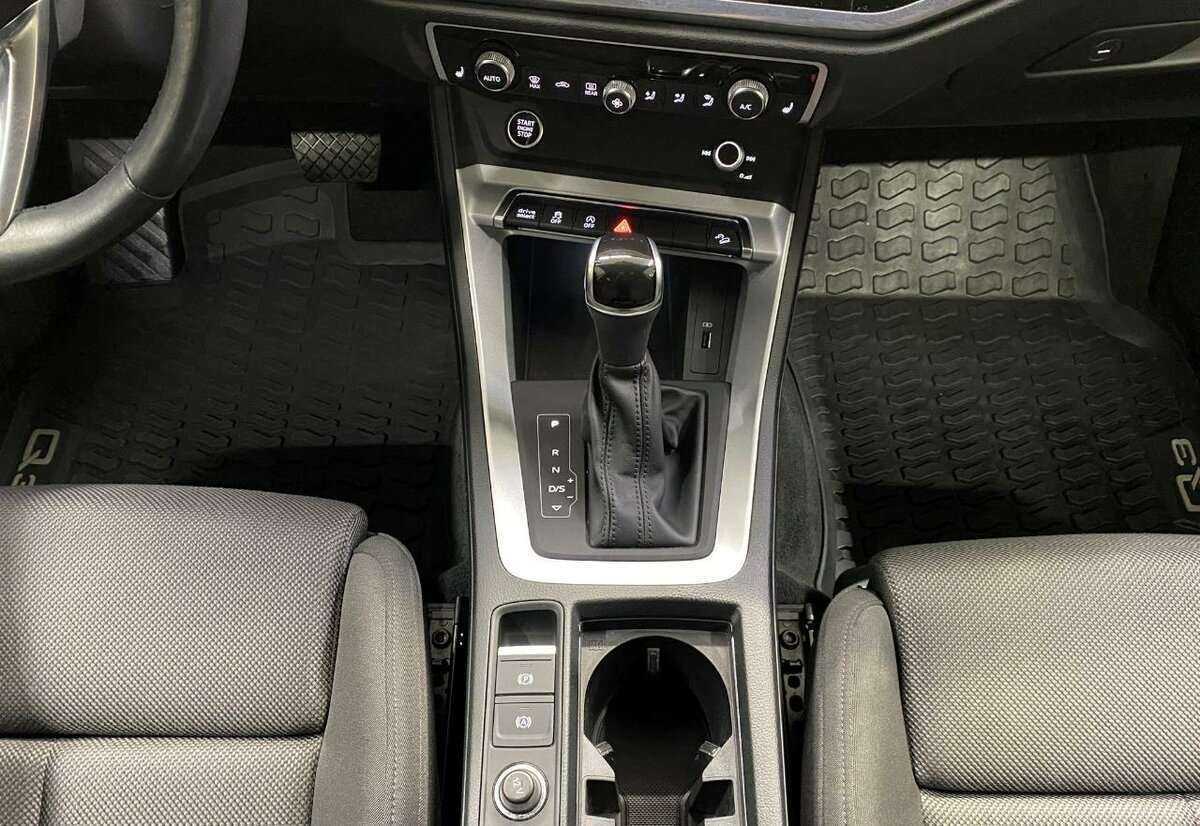 Audi Q3 с пробегом — 2020 год. Фото: #12