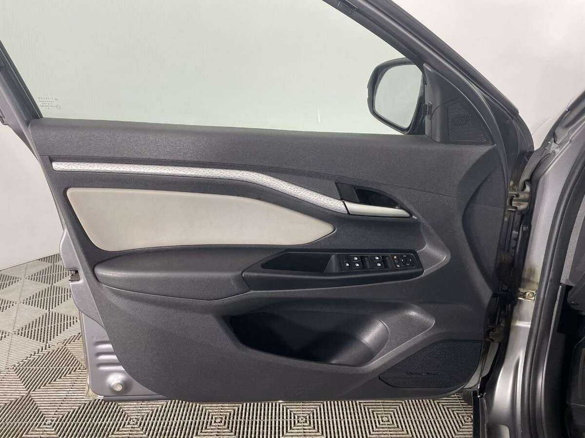 Lada (ВАЗ) Vesta с пробегом — 2018 год. Фото: #7