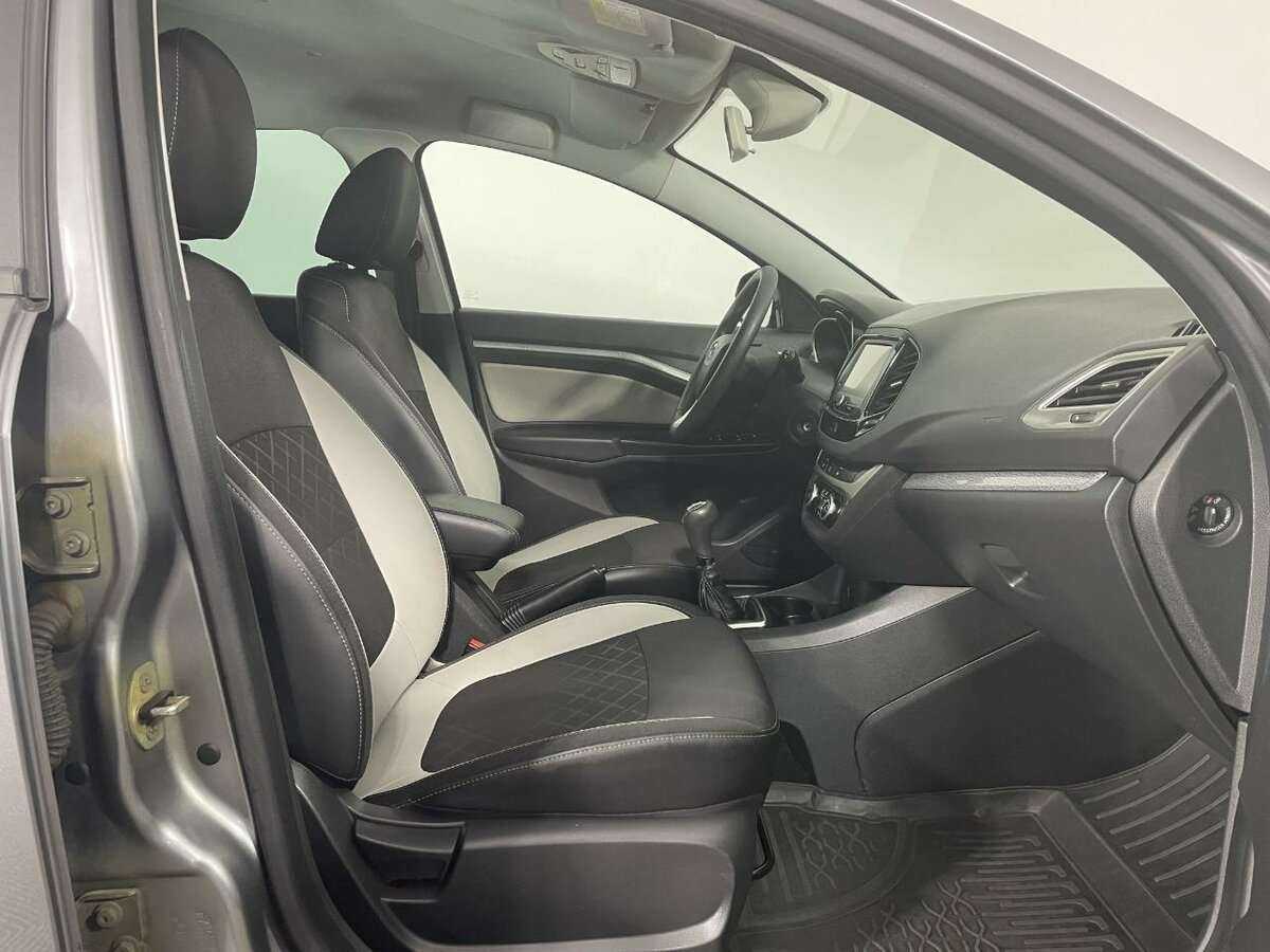 Lada (ВАЗ) Vesta с пробегом — 2018 год. Фото: #13