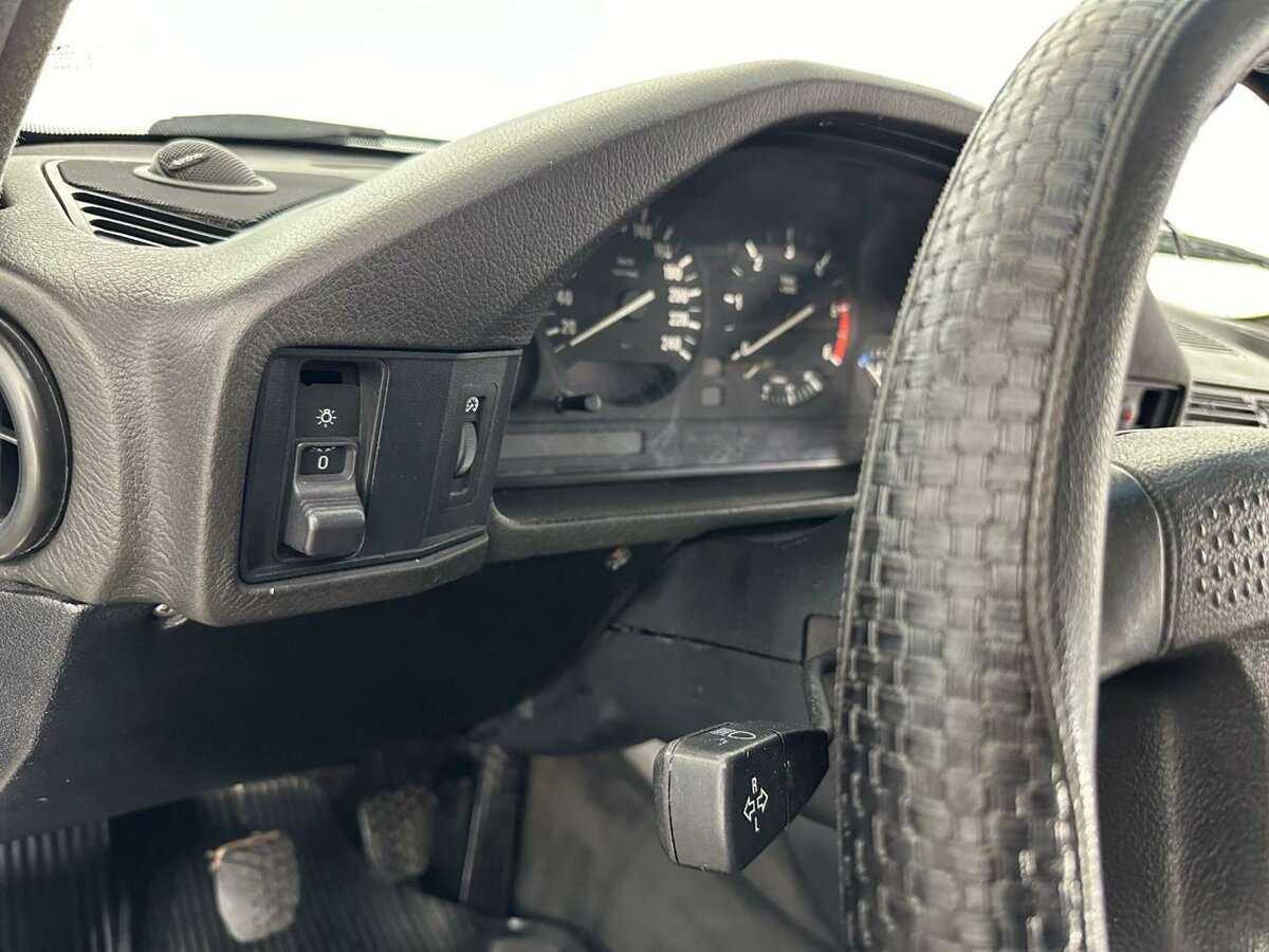 BMW 5 серии с пробегом — 1993 год. Фото: #7